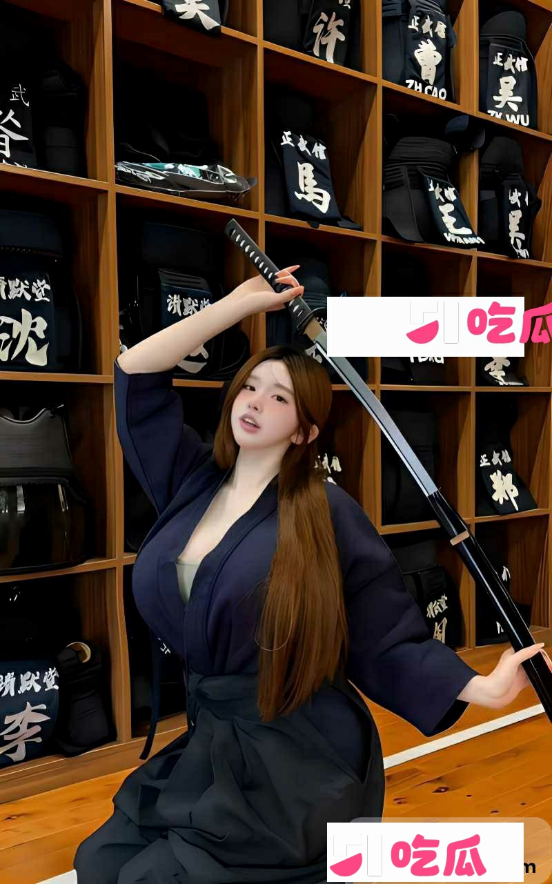 抖音职业骚鸡 小优蕊Uri 再度曝出猛料 3